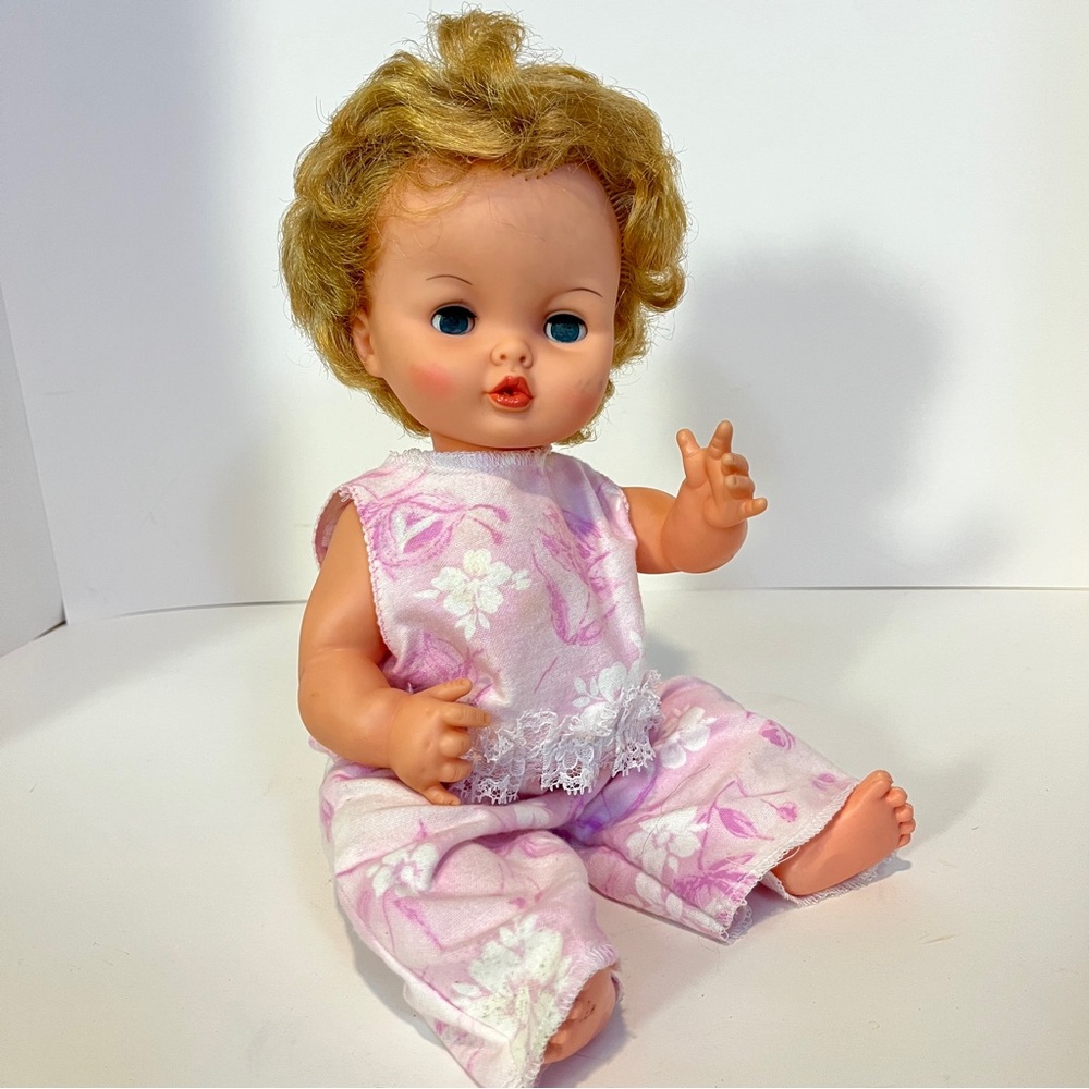 Vintage Reliable Canada Baby Doll Open and Close Eyes Toddler Blonde Blue Eyes